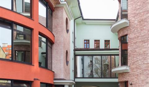 Pronájem Kancelářské prostory, Kancelářské prostory, Panenská, Bratisl