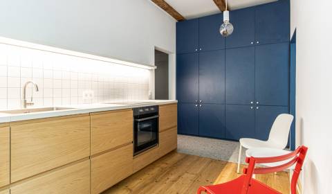 Pronájem Byt 2+1, Byt 2+1, Bukurešťská, Bratislava - Staré Mesto, Slov