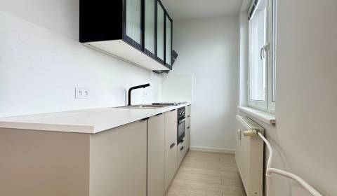 Pronájem Byt 1+1, Byt 1+1, Humenská, Košice - Západ, Slovensko