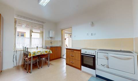 Prodej Rodinný dům, Rodinný dům, Žiar nad Hronom, Slovensko