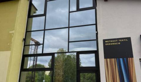 Pronájem Prostory pro obchod, Prostory pro obchod, Poprad, Slovensko
