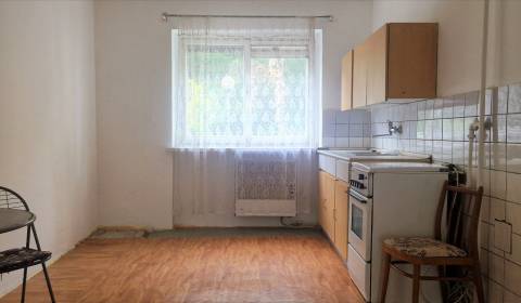 Prodej Byt 2+1, Byt 2+1, Svätoplukova, Bratislava - Ružinov, Slovensko
