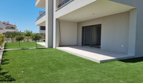 CHORVATSKO - Pěkné apartmány 350m od pláže (S2) - VODICE