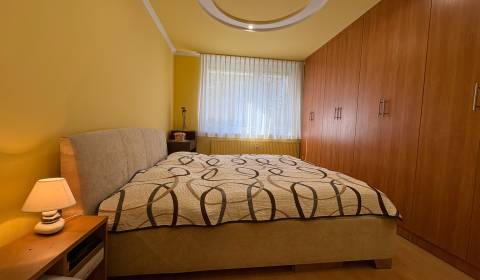 Prodej Byt 4+1, Byt 4+1, Levice, Slovensko