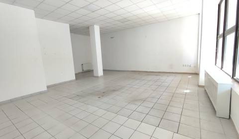 Pronájem Prostory pro obchod, Prostory pro obchod, Nové Zámky, Slovens