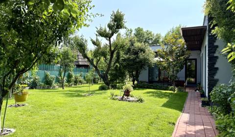 Prodej Rodinný dům, Rodinný dům, Dolnomajerská, Senec, Slovensko