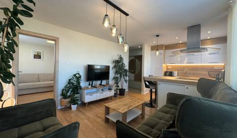 Pronájem Byt 3+1, Byt 3+1, Gudernova, Košice - Západ, Slovensko