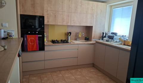 Prodej Byt 3+1, Byt 3+1, Trnava, Slovensko