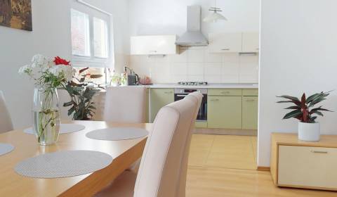 Prodej Rodinný dům, Rodinný dům, Bučinová, Banská Bystrica, Slovensko