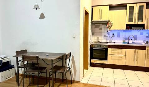 Prodej Byt 2+1, Byt 2+1, Tomášikova, Bratislava - Ružinov, Slovensko