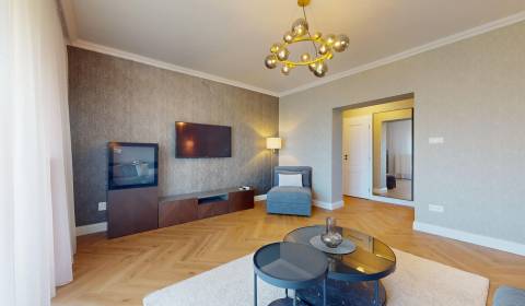 Pronájem Byt 3+1, Byt 3+1, Kapitánova, Komárno, Slovensko