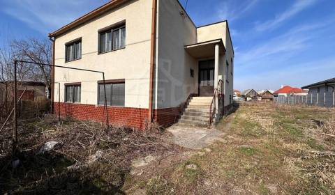 Prodej Rodinný dům, Rodinný dům, Komárno, Slovensko