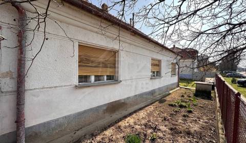 Prodej Rodinný dům, Rodinný dům, Nové Zámky, Slovensko