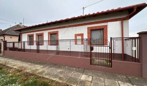 Prodej Rodinný dům, Rodinný dům, Komárno, Slovensko