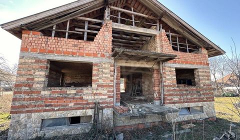 Prodej Rodinný dům, Rodinný dům, Komárno, Slovensko