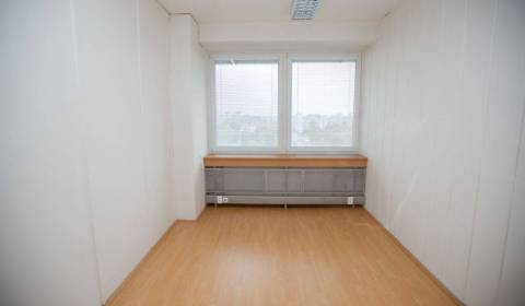 Pronájem Kancelářské prostory, Kancelářské prostory, Drieňová, Bratisl