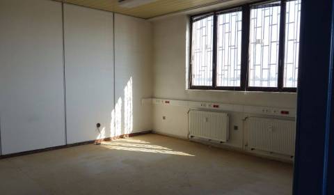 Pronájem Kancelářské prostory, Kancelářské prostory, Bratislava - Ruži