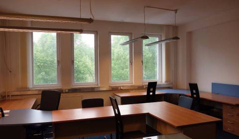 Pronájem Kancelářské prostory, Kancelářské prostory, Studená, Bratisla