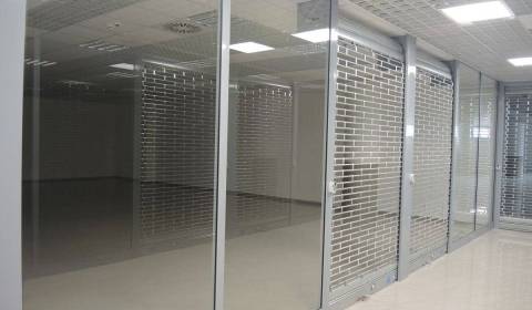 Pronájem Prostory pro obchod, Prostory pro obchod, Trojičné námestie, 