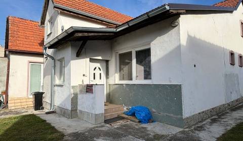 Prodej Rodinný dům, Rodinný dům, ticha, Topoľčany, Slovensko