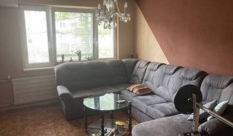 Prodej Byt 3+1, Byt 3+1, Cyrila A Metoda, Bánovce nad Bebravou, Sloven