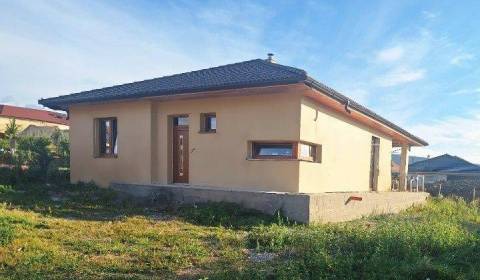 Prodej Rodinný dům, Rodinný dům, Nitra, Slovensko