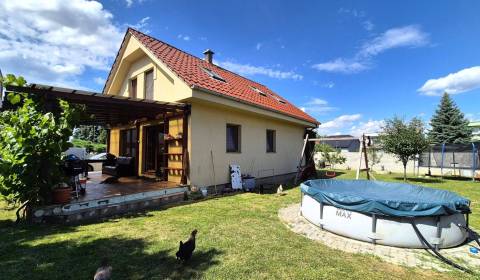 Prodej Rodinný dům, Rodinný dům, Trnavská, Senica, Slovensko