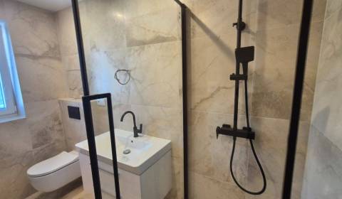 Prodej Byt 2+1, Byt 2+1, Topoľčany, Slovensko