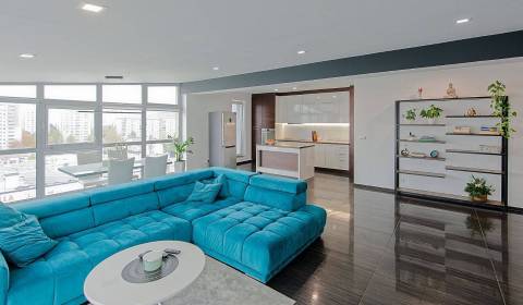 Prodej Byt 3+1, Byt 3+1, Námestie Matice Slovenskej, Ilava, Slovensko