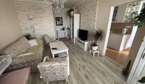 Prodej Byt 3+1, Byt 3+1, Topoľčany, Slovensko