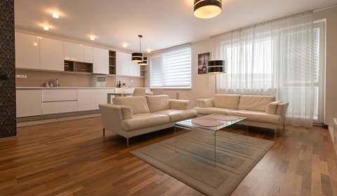 Pronájem Byt 3+1, Byt 3+1, Saratovská, Bratislava - Dúbravka, Slovensk