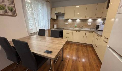 Prodej Byt 2+1, Byt 2+1, Topoľčany, Slovensko