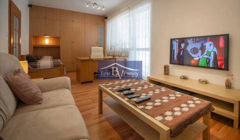 Pronájem Byt 2+1, Byt 2+1, Blumentálska, Bratislava - Staré Mesto, Slo