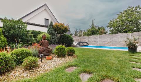 Prodej Rodinný dům, Rodinný dům, Nová, Galanta, Slovensko