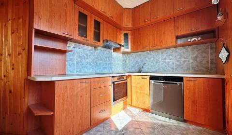 Prodej Byt 4+1, Byt 4+1, Levice, Slovensko