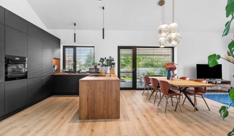 Prodej Rodinný dům, Rodinný dům, Školská ulica, Malacky, Slovensko