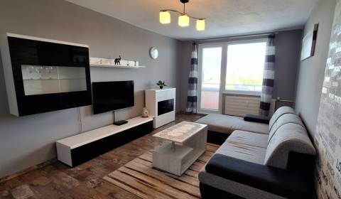 Pronájem Byt 2+1, Byt 2+1, Komárno, Slovensko