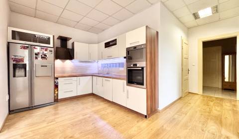 Prodej Rodinný dům, Rodinný dům, Žilina, Slovensko