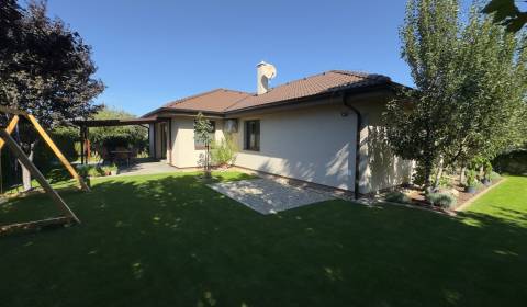 Prodej Rodinný dům, Rodinný dům, Pri lesíku, Senec, Slovensko