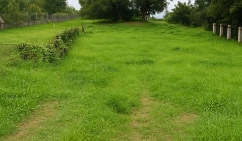 Prodej Pozemky - bydlení, Pozemky - bydlení, Nové Zámky, Slovensko