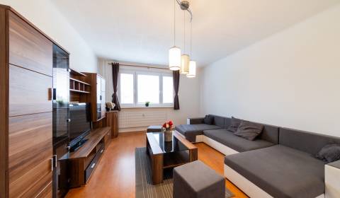 Pronájem Byt 3+1, Byt 3+1, Na Hôrke, Nitra, Slovensko