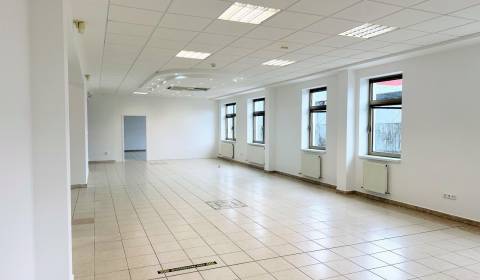 Pronájem Prostory pro obchod, Prostory pro obchod, Zlatovská, Trenčín,