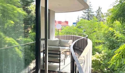 Pronájem Byt 4+1, Byt 4+1, Okánikova, Bratislava - Staré Mesto, Sloven