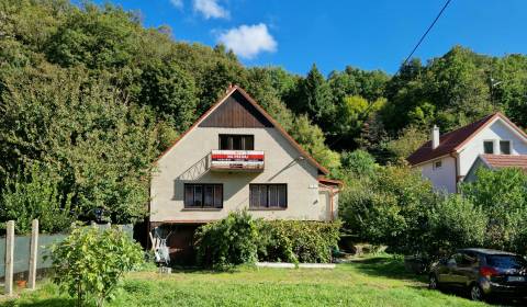 Prodej Rodinný dům, Rodinný dům, Podhradie, Pezinok, Slovensko