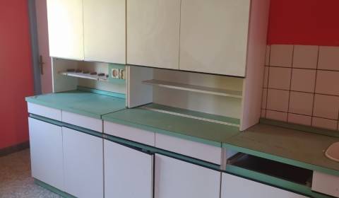 Pronájem Rodinný dům, Rodinný dům, centrum, Čadca, Slovensko