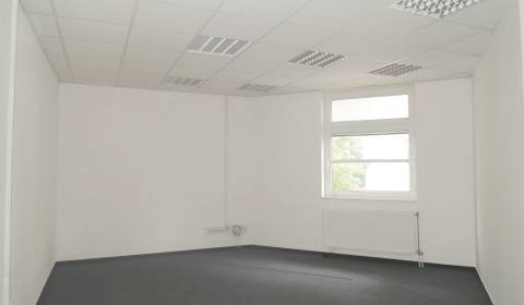 Pronájem Kancelářské prostory, Kancelářské prostory, Bazová, Bratislav