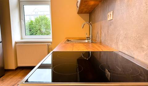 Pronájem Byt 2+1, Byt 2+1, Bajzova, Košice - Staré Mesto, Slovensko