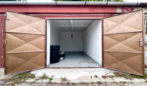 Prodej Garáže, Garáže, Pionierska, Bratislava - Nové Mesto, Slovensko