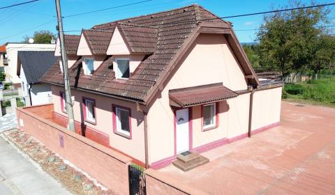 Prodej Rodinný dům, Rodinný dům, Trenčín, Slovensko