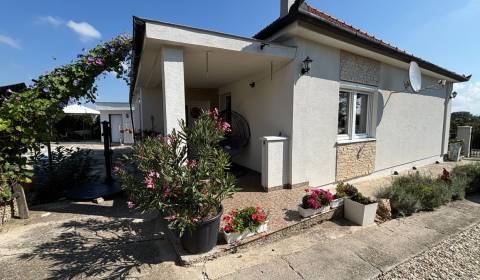 Prodej Rodinný dům, Rodinný dům, Hlohovská cesta, Topoľčany, Slovensko